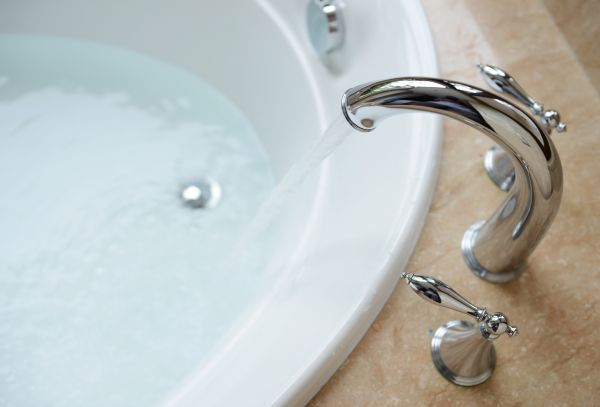 Cost of Tub Faucet Replacement in Silver Spring